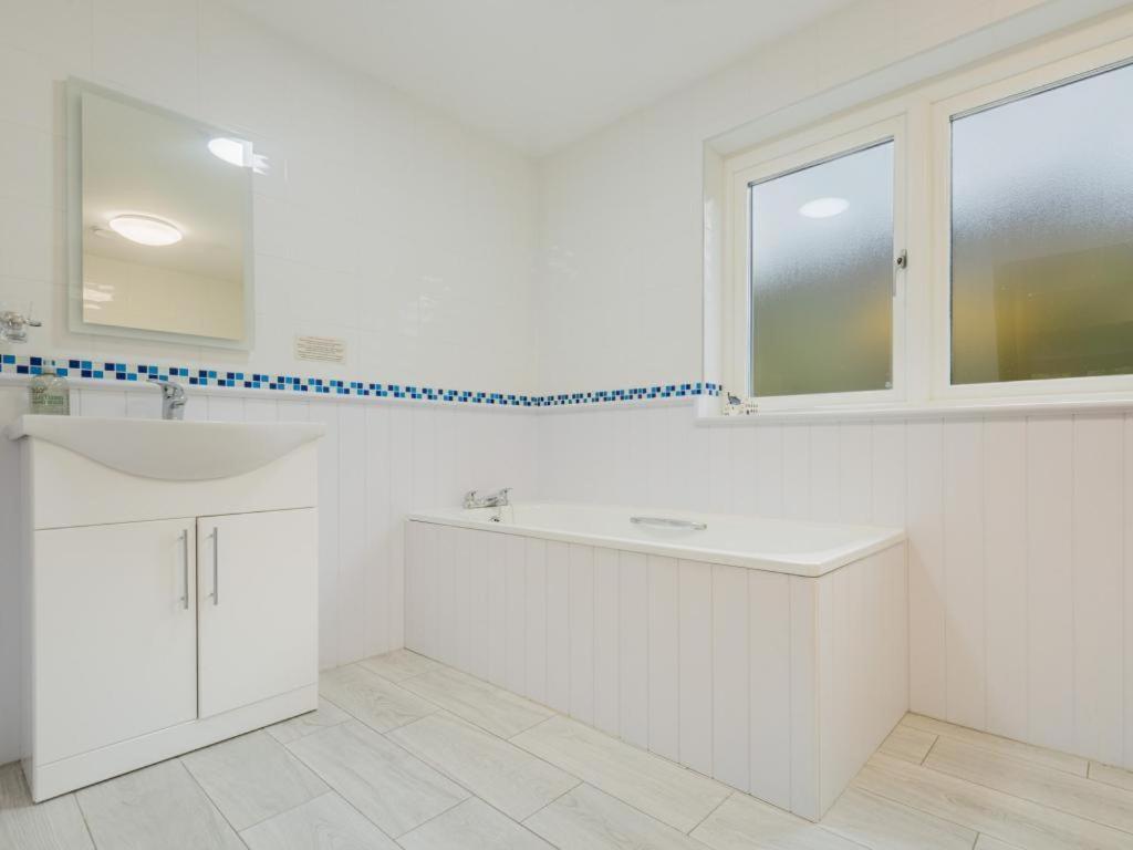 3 Bed In Ambleside Sz412别墅 外观 照片
